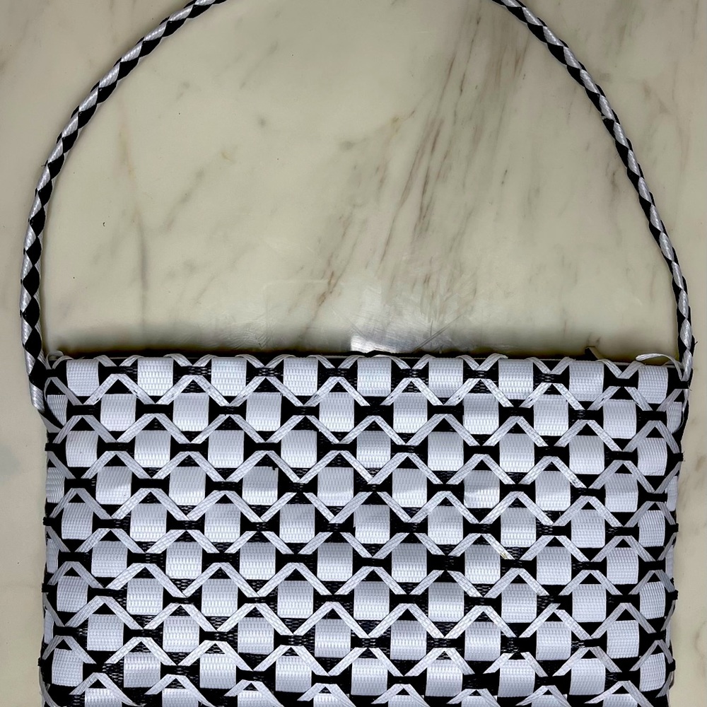 ❤️♥️SOLD♥️❤️ Fashionable Bayong Bag